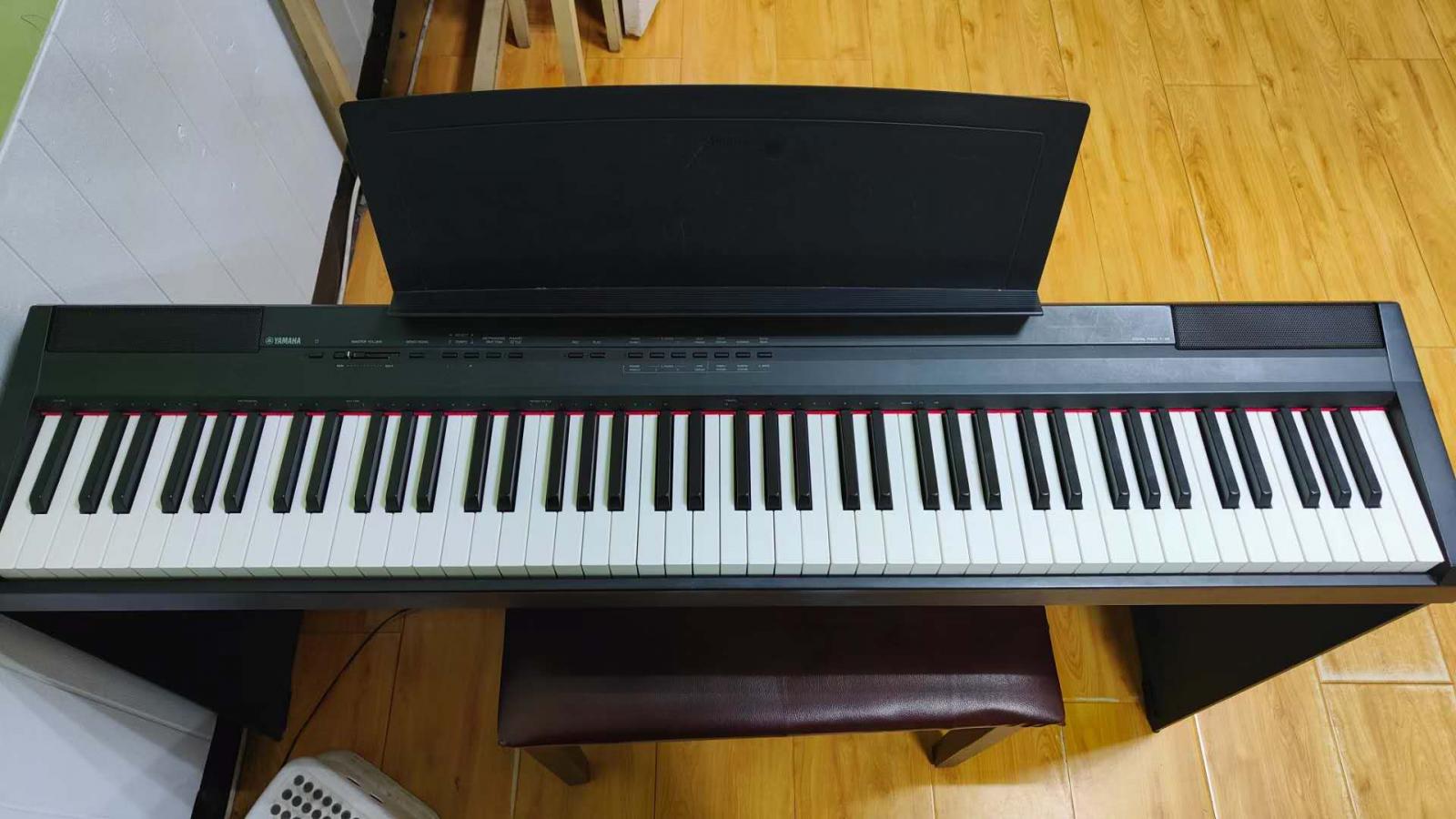 钢琴教室教学用琴升级更新,现将一批雅马哈p105电钢琴整体出售,整体